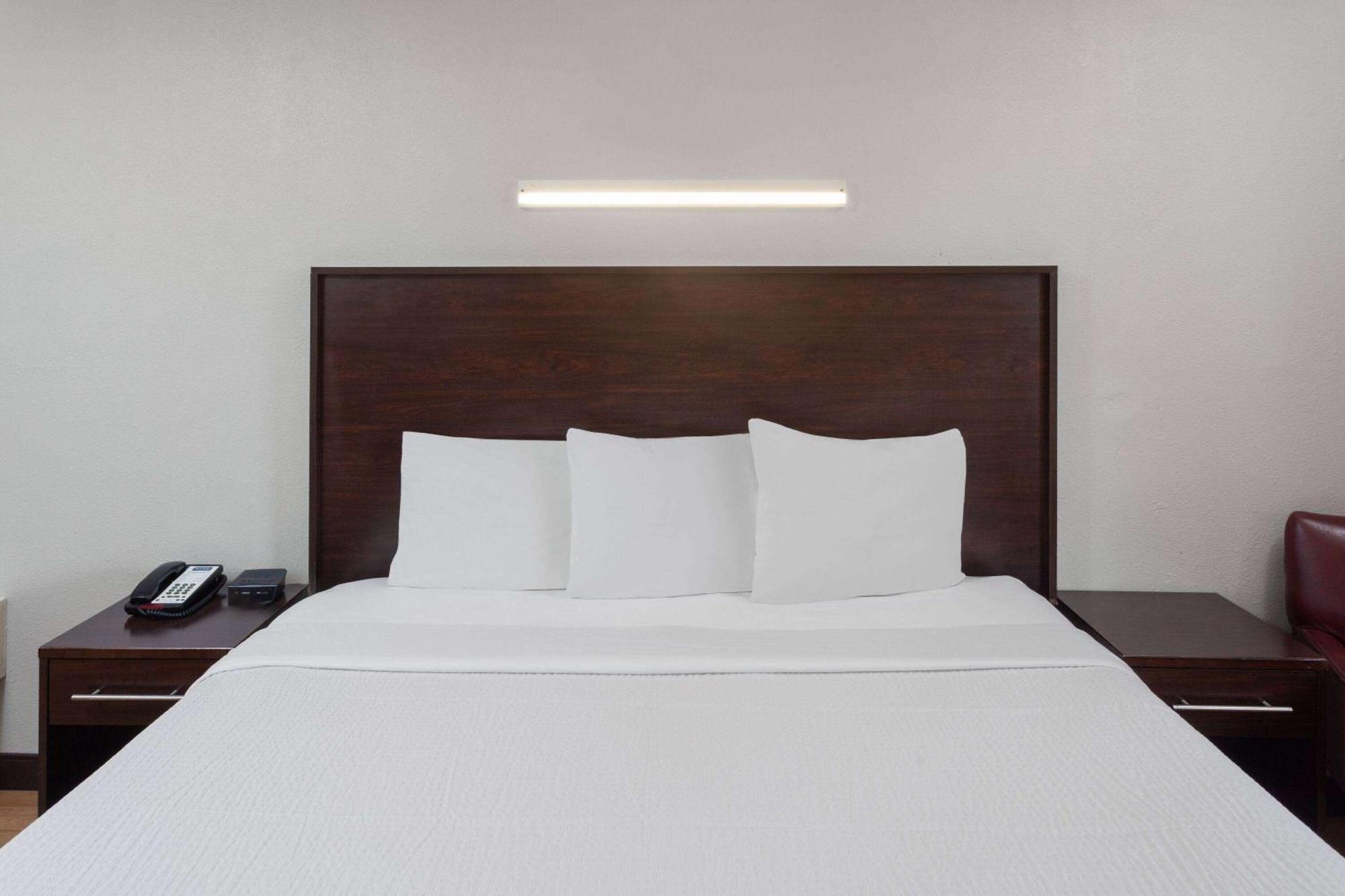 Travelodge By Wyndham Peoria Zewnętrze zdjęcie