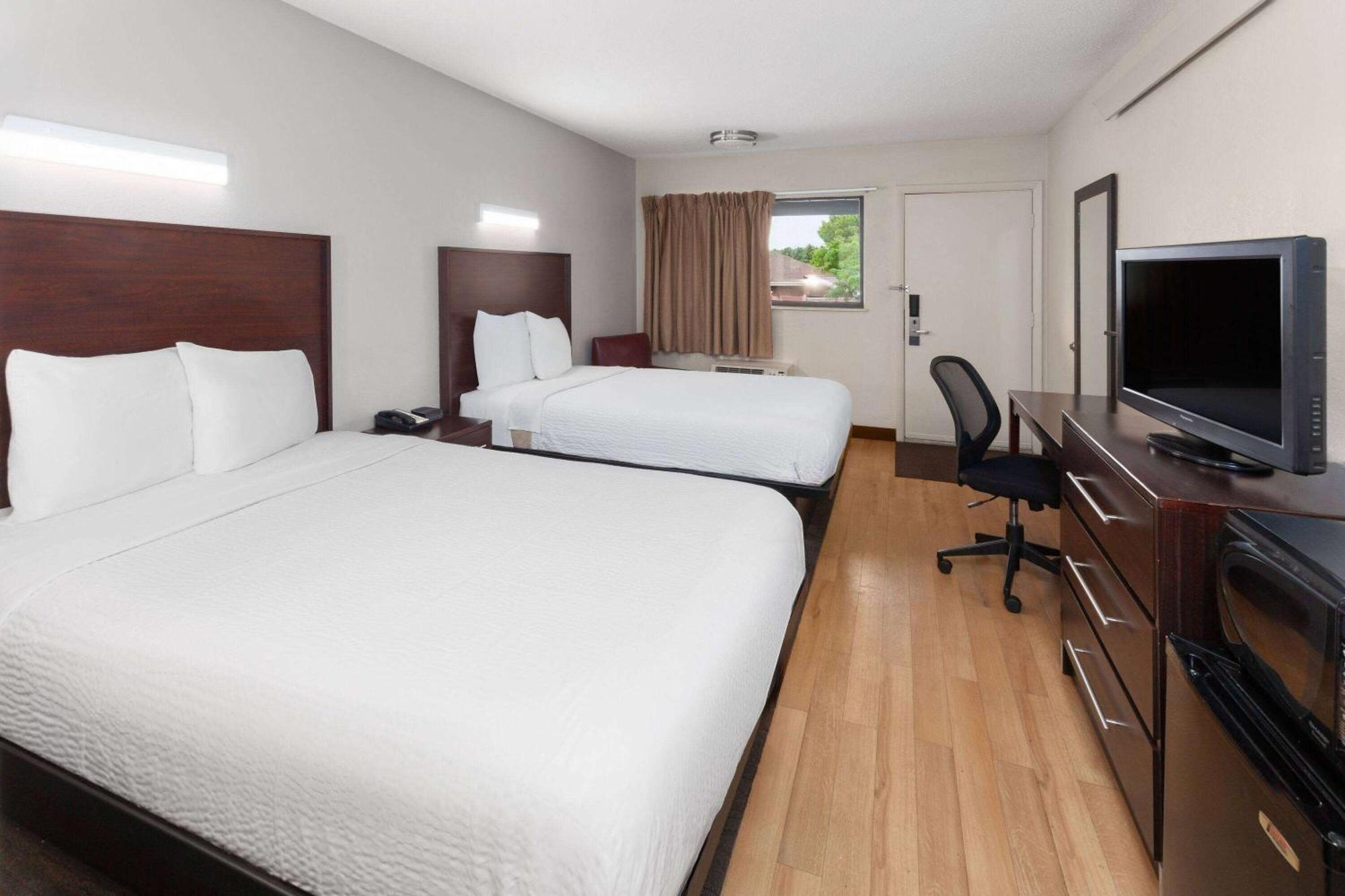 Travelodge By Wyndham Peoria Zewnętrze zdjęcie