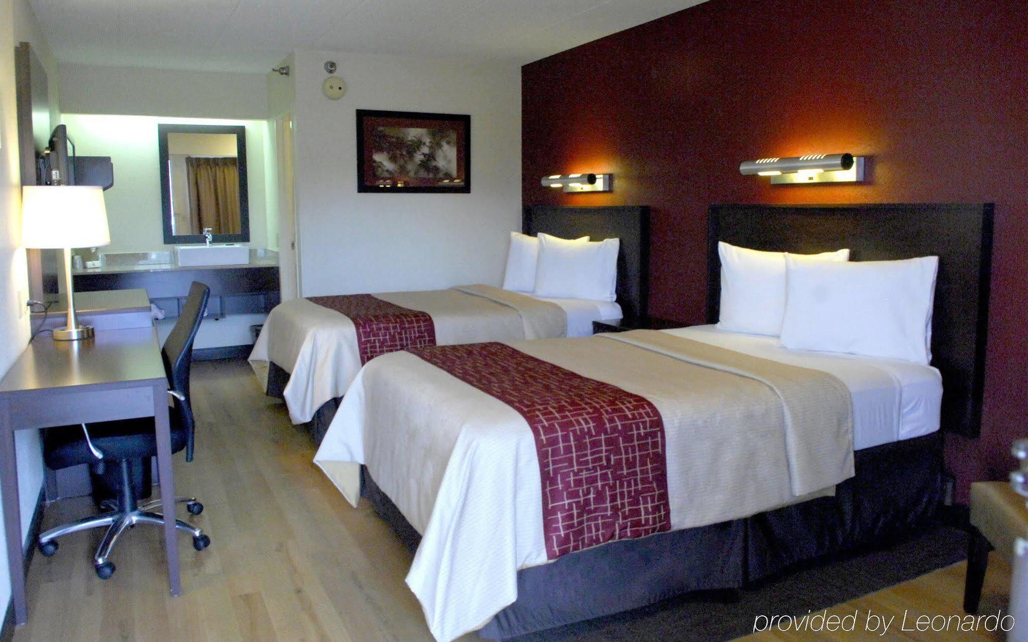Travelodge By Wyndham Peoria Zewnętrze zdjęcie
